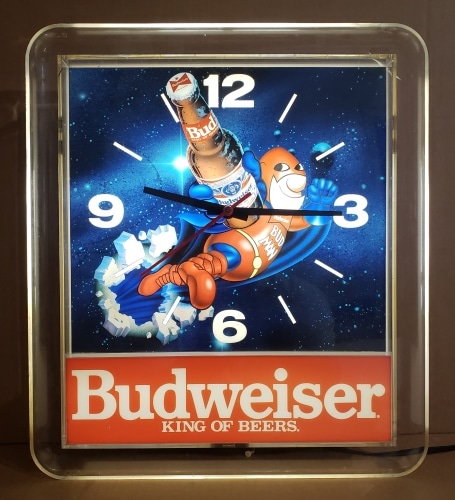 Budweiser Beer Bud Man Clock Light