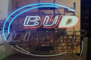 Bud Light Beer Neon Sign Tube bud light beer neon sign tube Bud Light Beer Neon Sign Tube budlightdominator2004incomplete 300x199